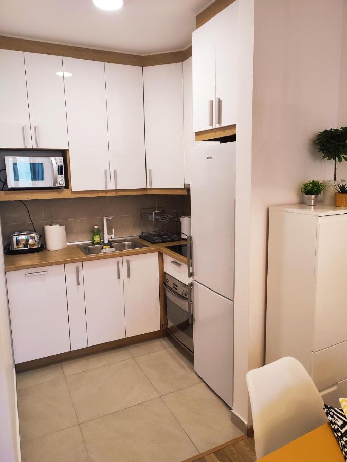 Center Firefly Gardens Apartment Novi Sad Exterior foto